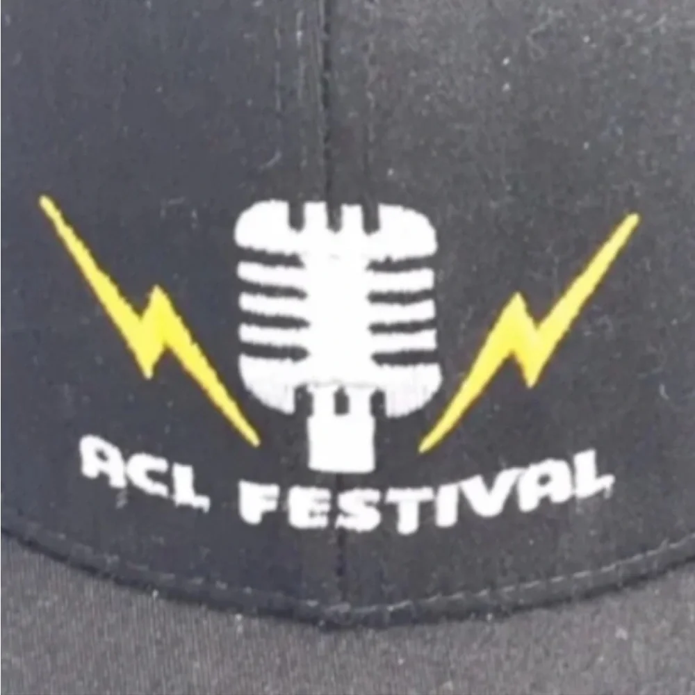 Yupoong Austin City Limits Music Festival ACL Black Adult S-M FlexFit Cap NWOT